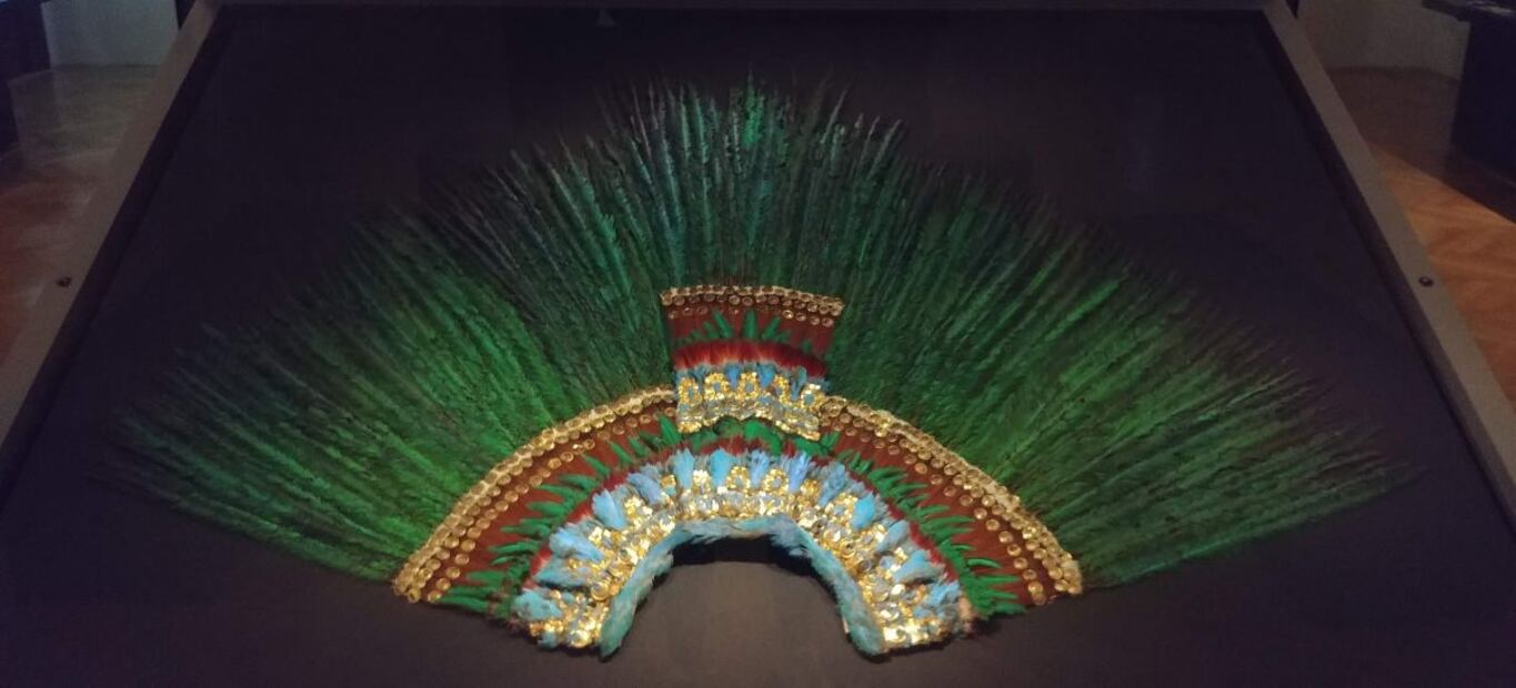 Carlos Slim es accionista de empresa que patrocina museo donde está el “Penacho de Moctezuma"