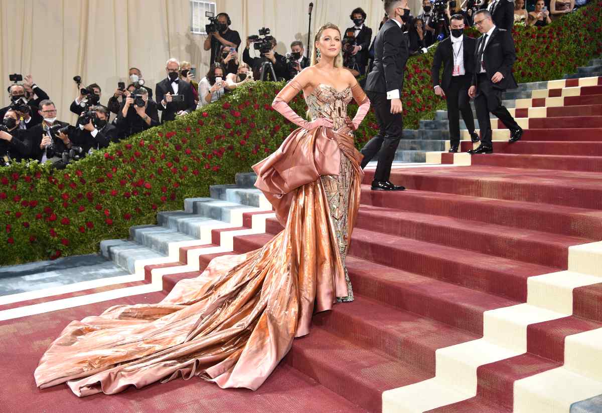 Blake Lively, perfecta en un Versace para el MET Gala 2022
