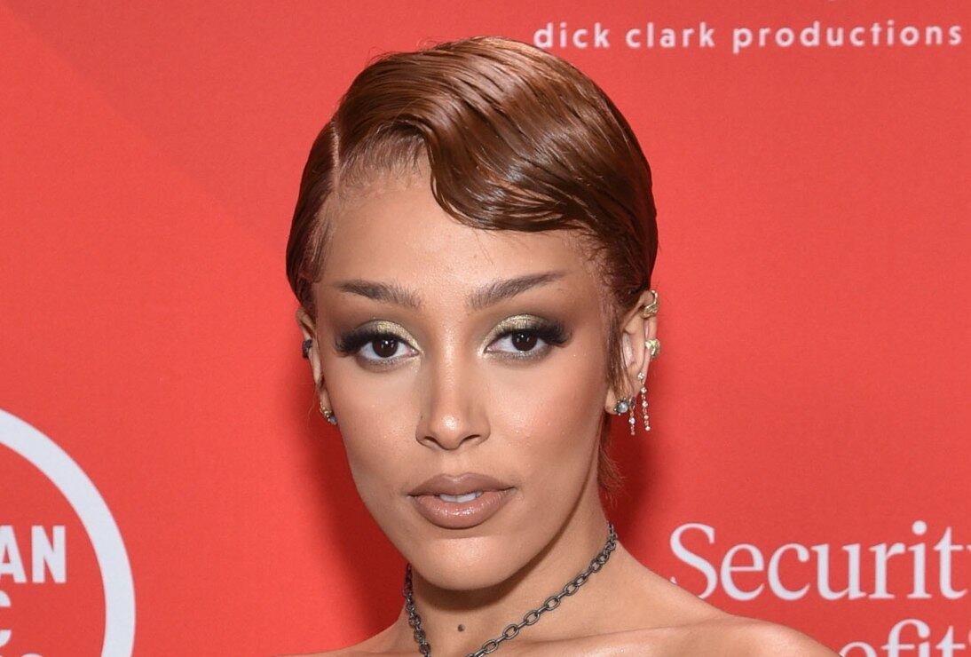 Doja Cat y su bikini de hilo que hará volar tu cabeza