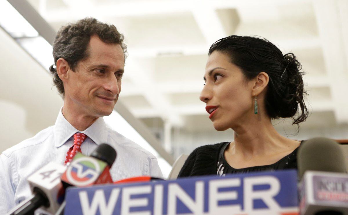 Bradley Cooper se enamora de Huma Abedin, ex asesora de Hillary Clinton