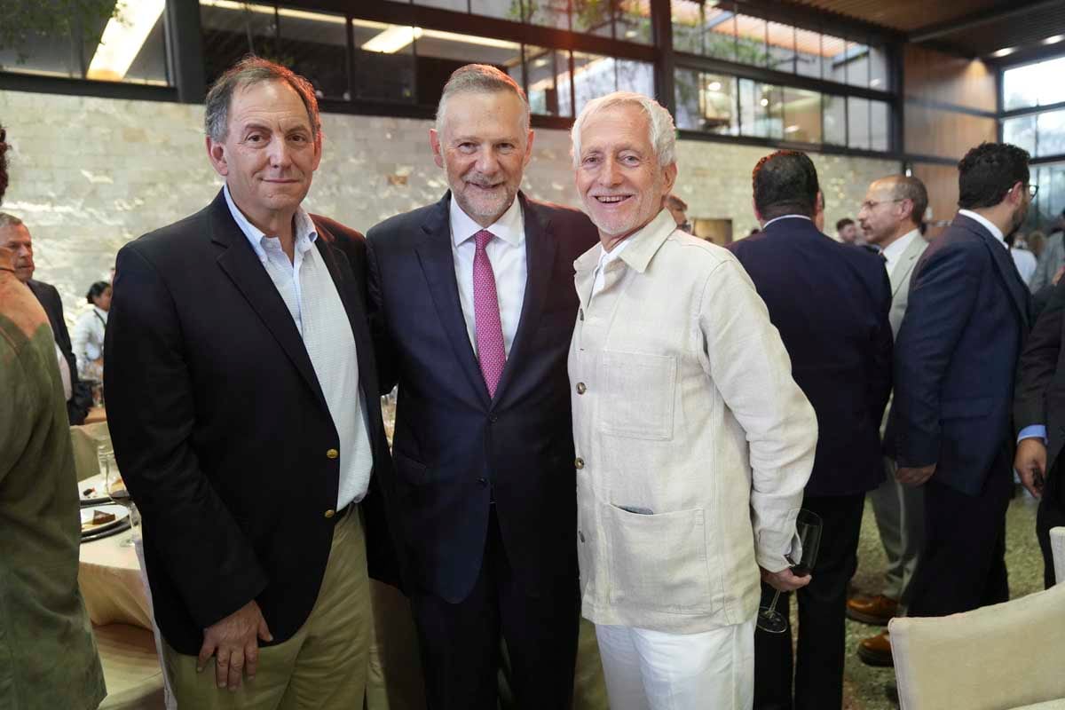 Gene Towle, Leo Zuckermann y Bernardo Gómez Pimienta. (Foto: Leonardo Gómez)