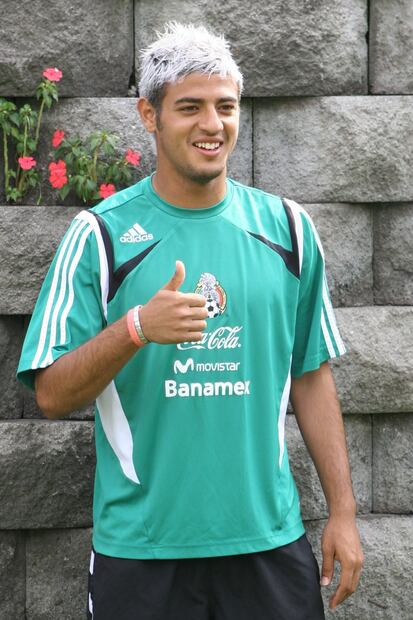 El antes y después de Carlos Vela 