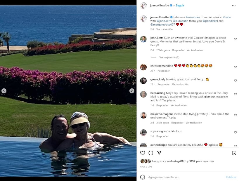 La legendaria Joan Collins, de 89 años, feliz en la playa con su esposo de 58