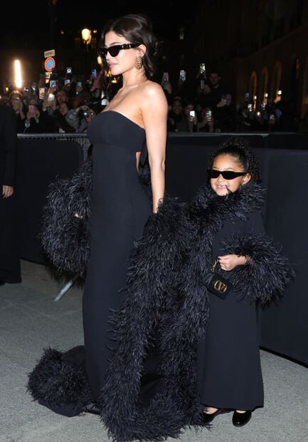 Kylie Jenner y su hija Stormi Webster en Paris Fashion Week 2024 / Instagram: @kyliejenner