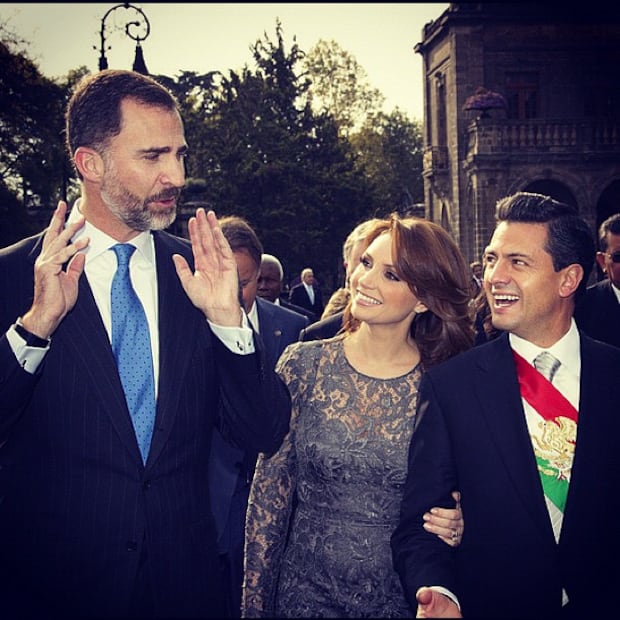 Así han vestido las primeras damas de México