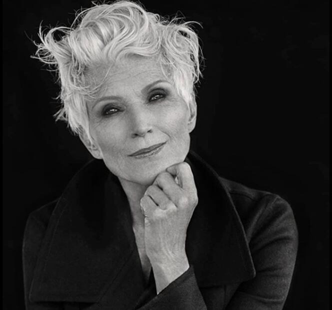 Ella es Maye Musk, supermodelo y madre de Elon Musk, habla de la infancia del genio de Tesla