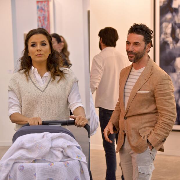 FOTOS: Pepe Bastón y Eva Longoria pasean a Santi en Zona Maco
