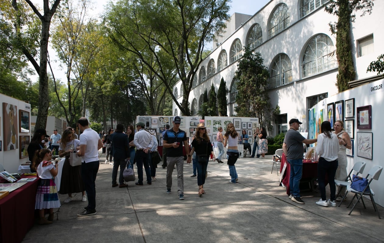 El Colegio Americano celebrando su 54ª Feria del Arte / Foto: Cortesía