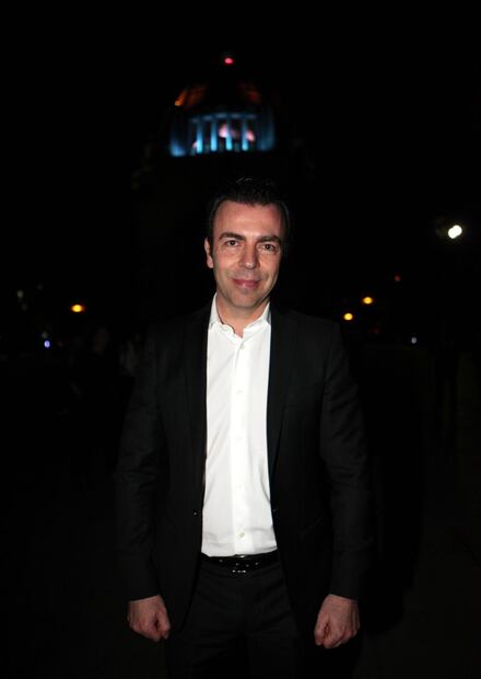 Él es Alejandro Ramírez, uno de los empresarios más importantes de México y director de Cinépolis