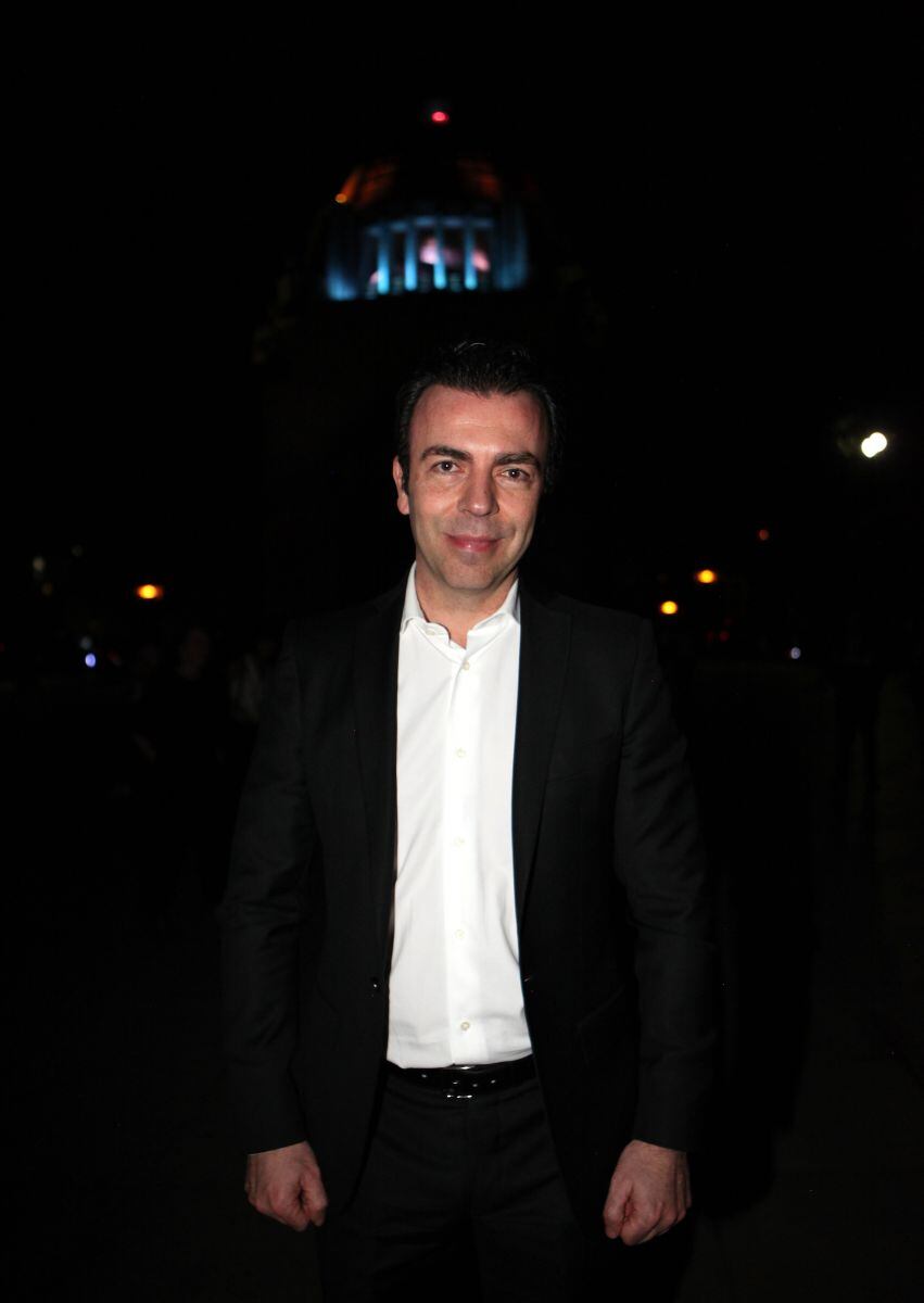 Él es Alejandro Ramírez, uno de los empresarios más importantes de México y director de Cinépolis