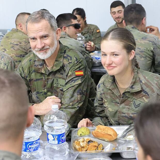 La princesa Leonor y el rey Felipe VI / Instagram