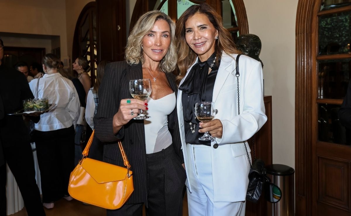 Lorena Villalón y Mónica Guzmán. (Foto: Esteban Torreblanca)