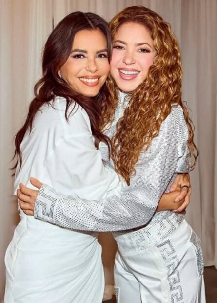 Eva Longoria y Shakira durante uno de sus conciertos / Foto: Instagram
