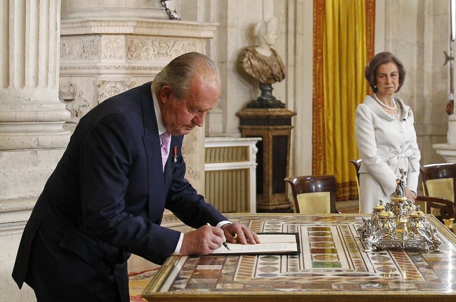 Hoy es el Día internacional del zurdo: te presentamos a los royals que lo celebran