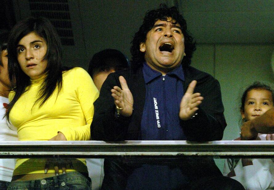 Maradona desmiente que esté muriendo y revela que no dejará herencia para sus hijos
