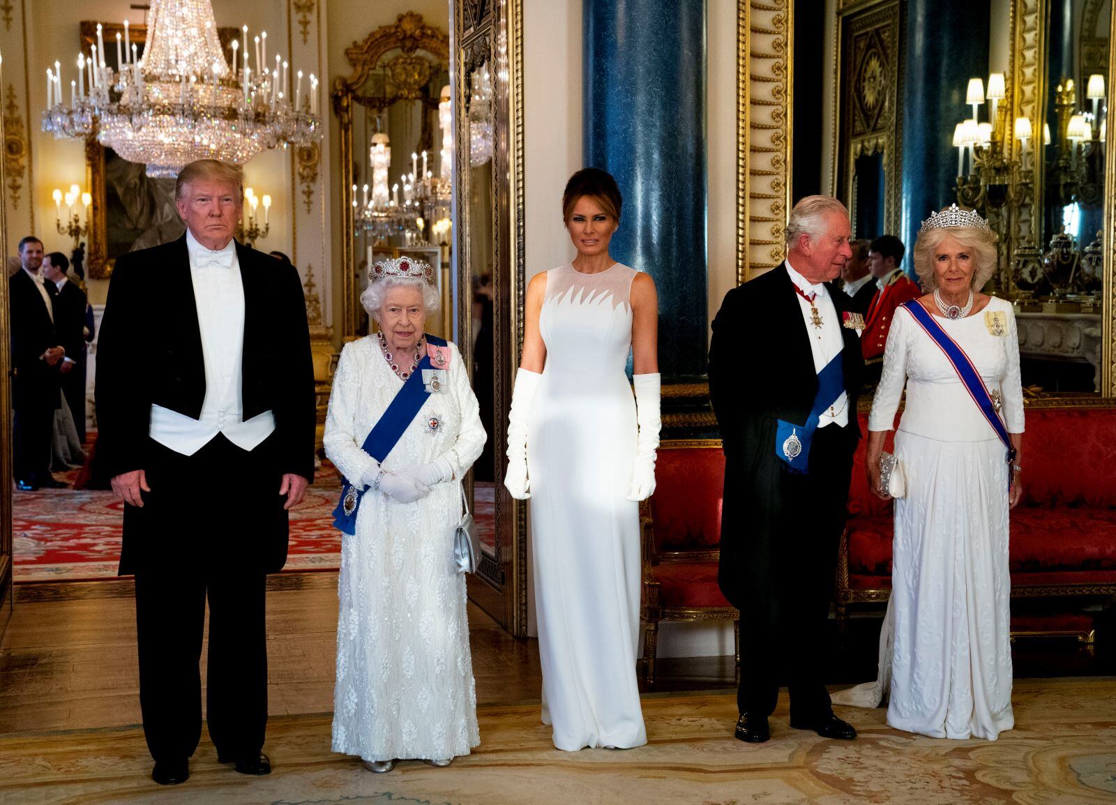 Donald Trump llevó a 4 de sus 5 hijos a la cena que ofreció la reina Isabel II 