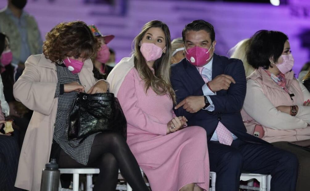 Gerardo Islas y Claudia Wade a días de convertirse en papás