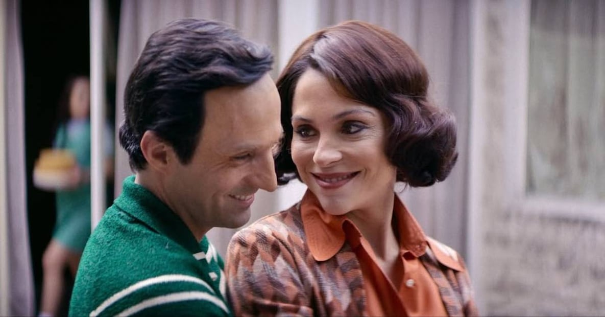 Paula Dávila y Pablo Cruz en ‘Chespirito: Sin Querer Queriendo / Foto: Especial
