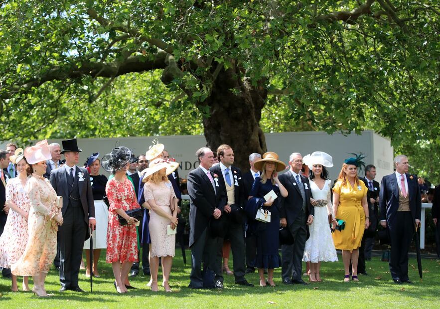 Ricardo Salinas Pliego en el Royal Ascot con los duques de York