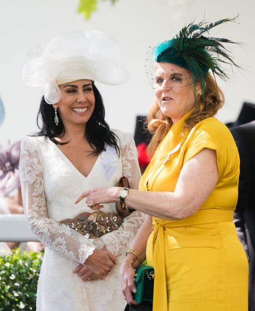 Ricardo Salinas Pliego en el Royal Ascot con los duques de York