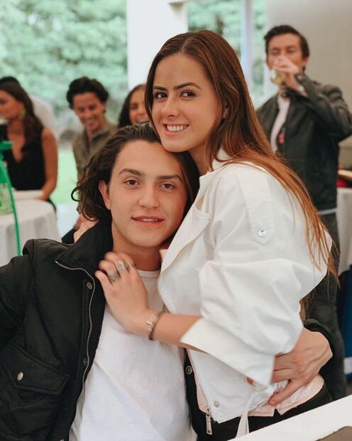 Nicole Peña festeja a su novio más enamorada que nunca 