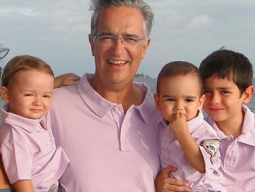 Ricardo Salinas Pliego junto a sus hijos Ricardo, Mariano y Cristóbal / Foto: Instagram @marialauramedinadesalinas