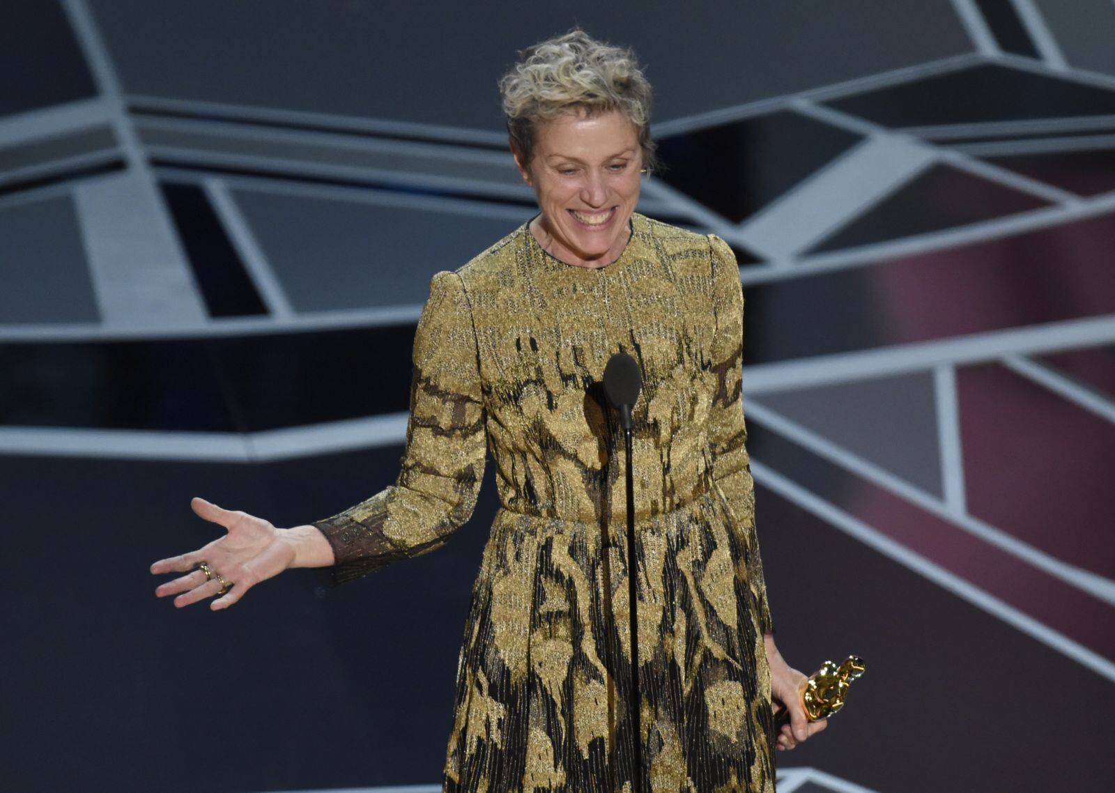 El discurso que hizo poner de pie a todas las mujeres en los Oscar