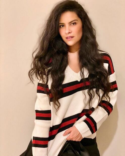 Litzy posa en ropa interior, Erik Rubín la halaga y causa polémica 
