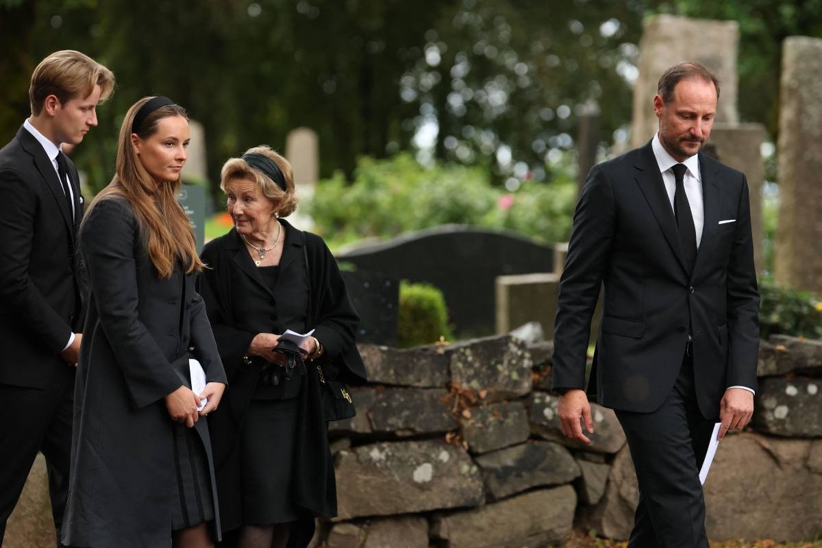 El príncipe Sverre Magnus, la princesa Ingrid, la reina Sonia y el rey Haakon (Foto: AFP)