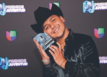 Christian Nodal: Esta es la única cuenta que sigue en Instagram