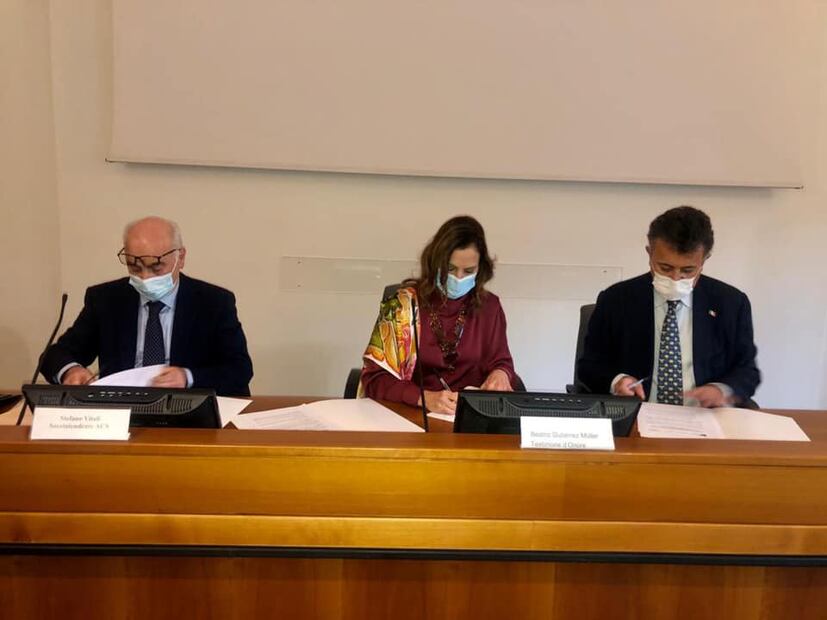 Beatriz Gutiérrez Müller continúa con su gira: llega a Italia 