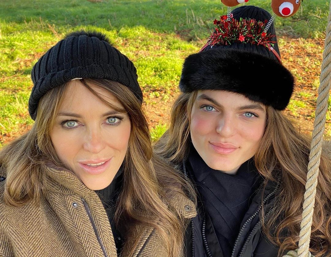 Damian, hijo de Elizabeth Hurley, cumple 18 en aislamiento por Covid-19