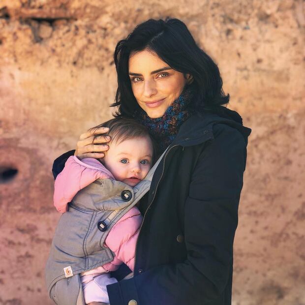 Aislinn Derbez revela qué fue lo más difícil de su regreso a La casa de las flores 
