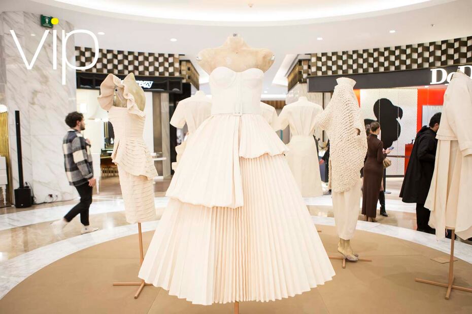 Javier Marín, Ana Elena Mallet y 50 diseñadores, inauguran muestra de moda en Polanco