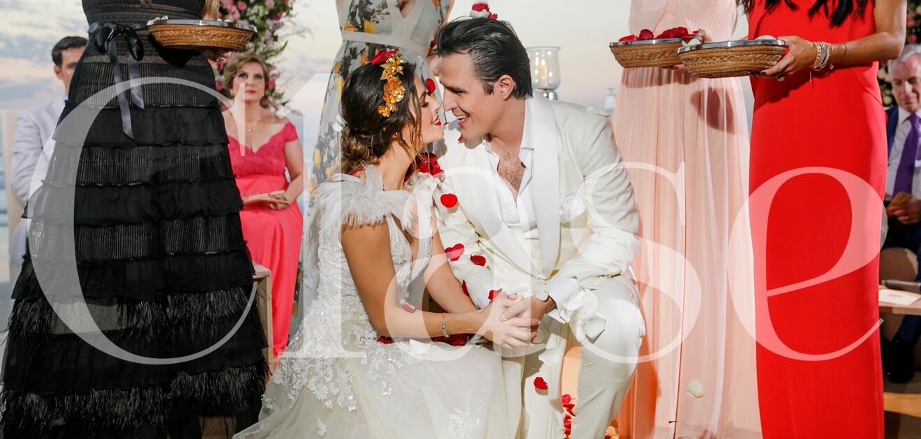 <p>Claudia Álvarez y Billy Rovzar se casaron en&nbsp;la playa Higuera Blanca en Punta Mita, Nayarit. <strong>(Fotos: Christian Cardona)</strong></p>
