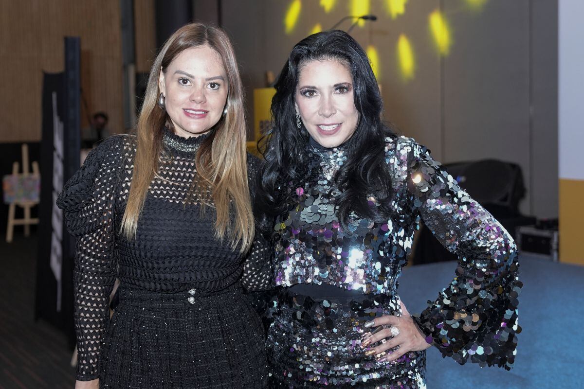Nancy Larios y Estela Durán. (Foto: Héptor Arjona)