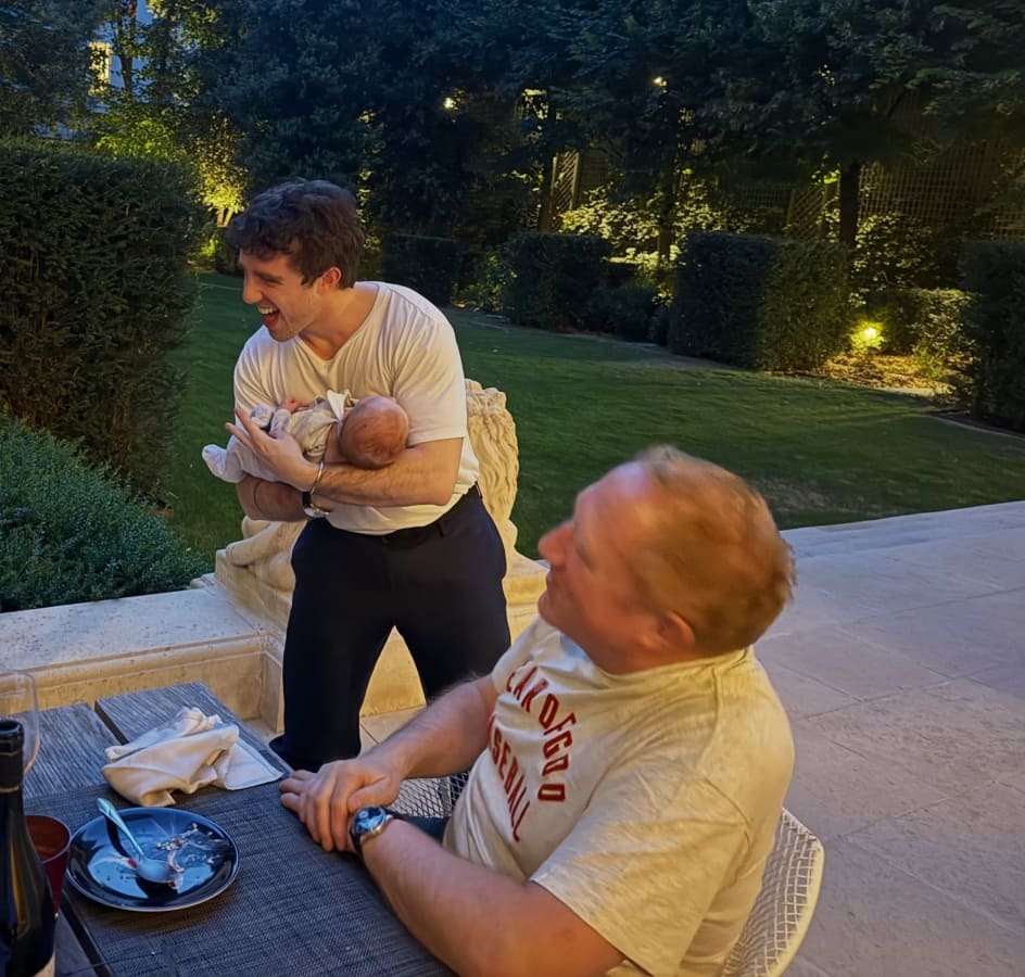 François Pinault con su hijo François y su papá François-Henri Pinault. (Foto: Instagram)