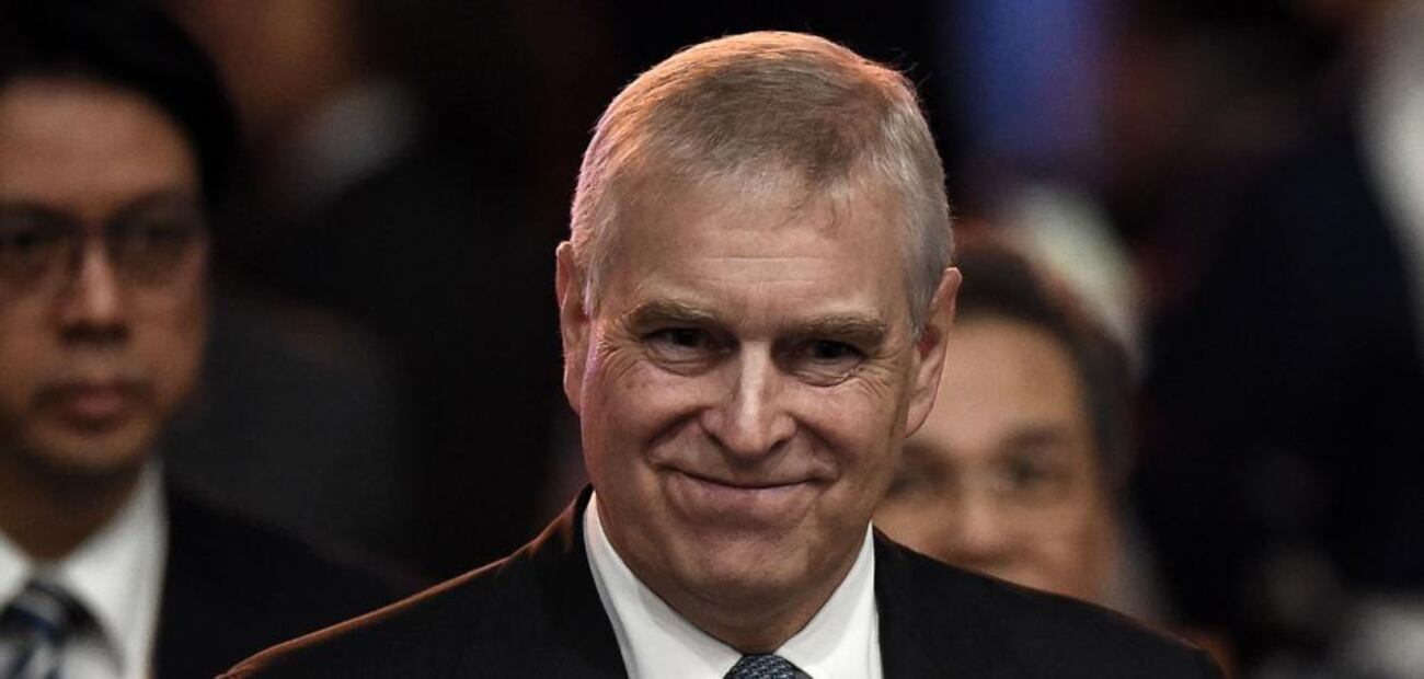 Jeffrey Epstein y Harvey Weinstein invitados por el príncipe Andrés a la fiesta de 18 años de la princesa Beatriz 