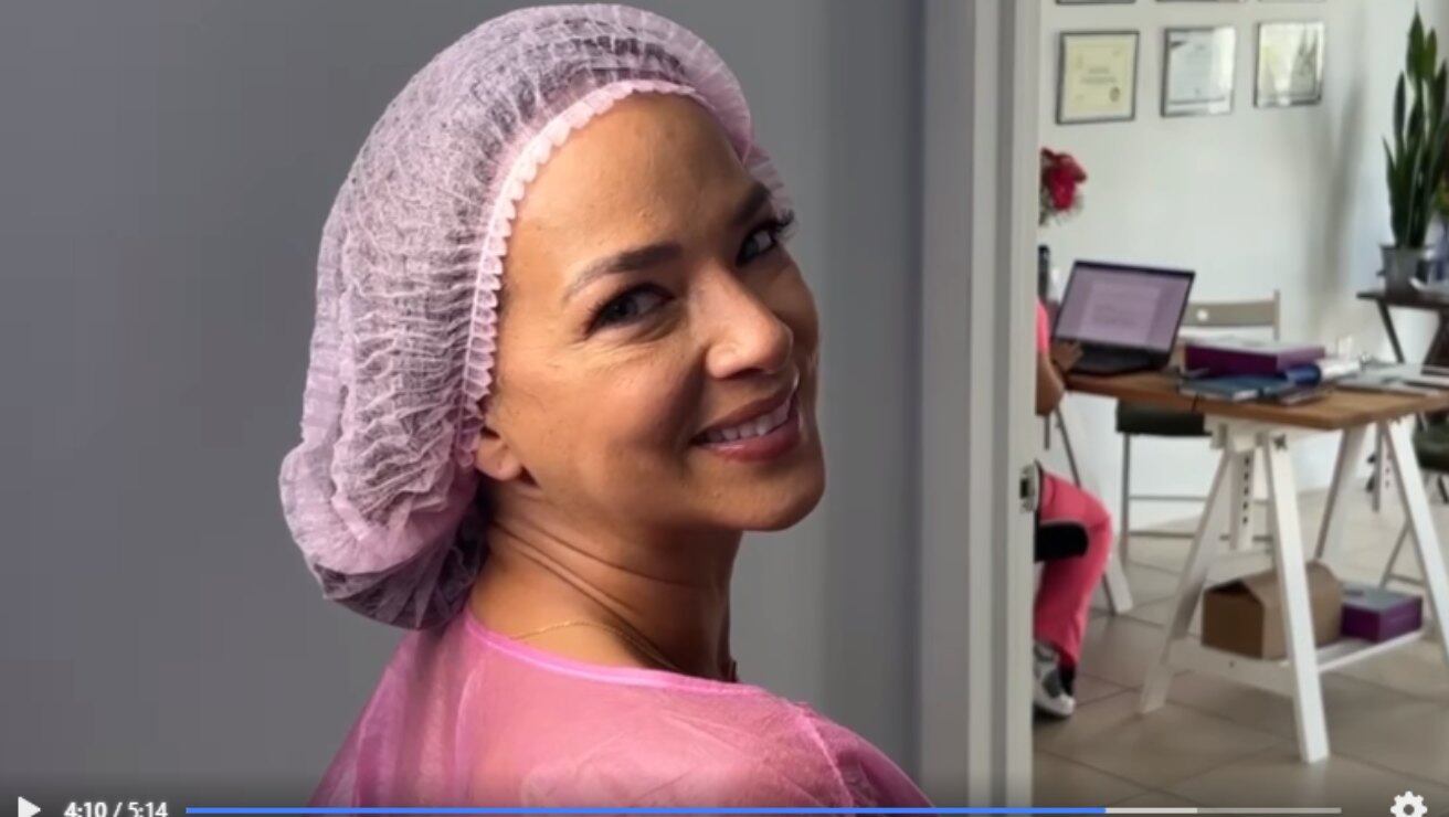 Adamari López se somete a un procedimiento para tatuarse los pezones; quiere motivar a más mujeres sobrevivientes de cáncer