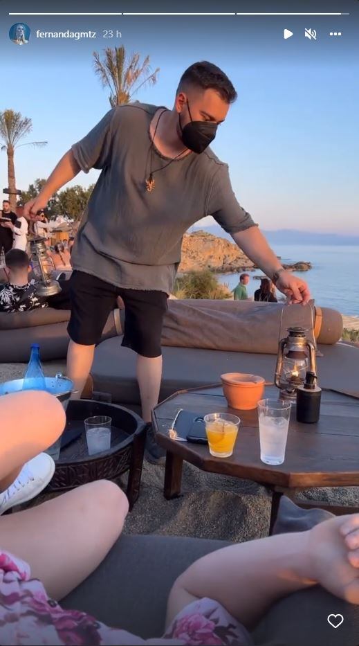 “Canelo” y Fernanda celebran su primer aniversario de bodas en Grecia