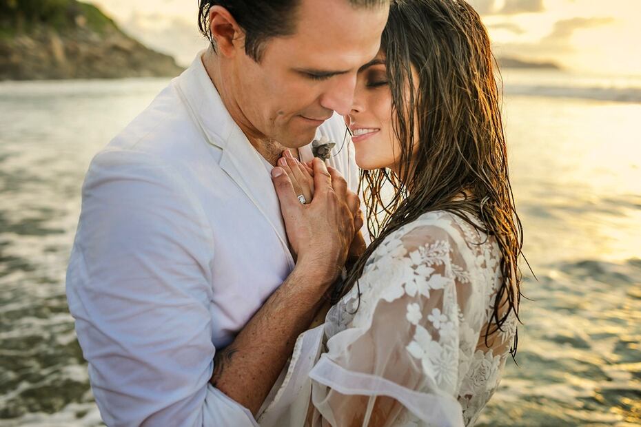 Fotos inéditas de la boda de Claudia Álvarez y Billy Rovzar