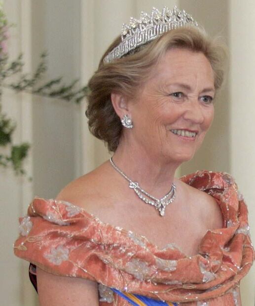 La historia de las 8 tiaras reales más espectaculares del mundo 