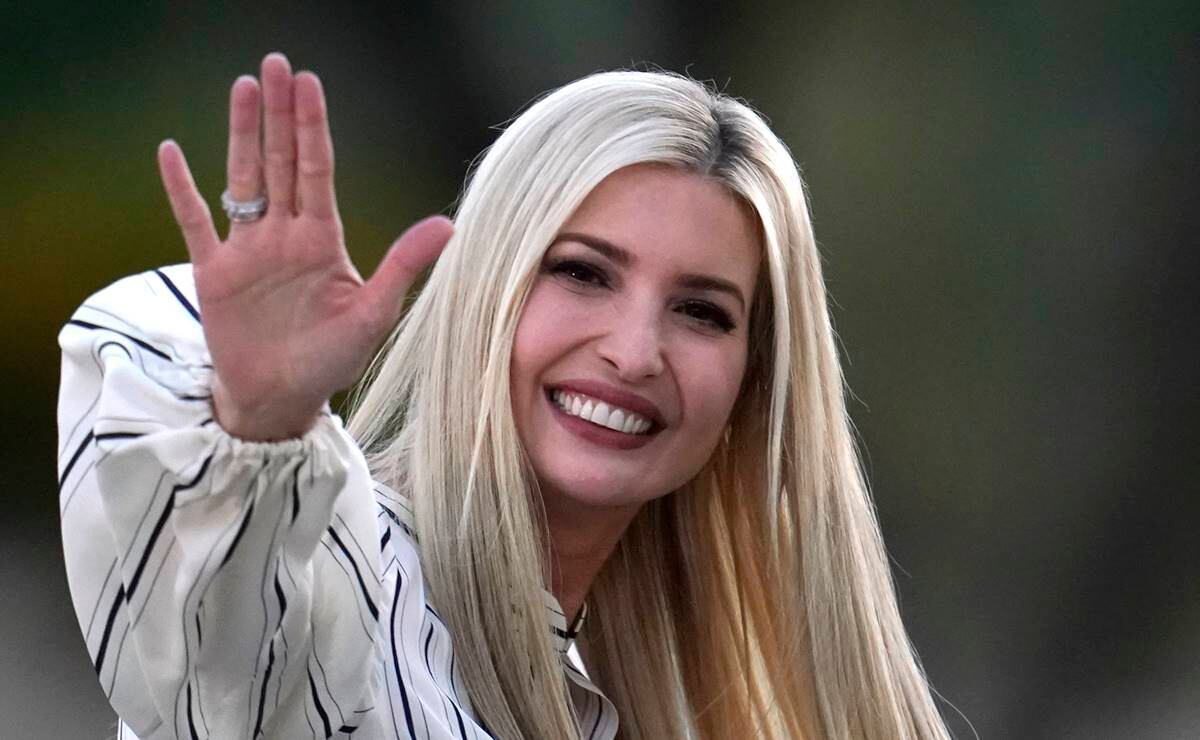 Ivanka Trump comparte extraña foto de Donald Trump en Monte Rushmore