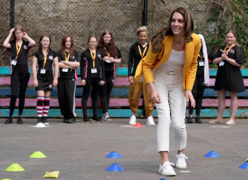 (Kate Middleton visitó la organización Dame Kelly Holmes Trust para promover la salud mental / AP)