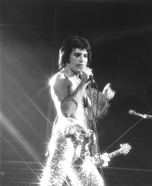 Las historias extrañas de Freddie Mercury que no verás en “Bohemian Rhapsody”