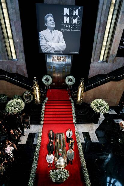 Los momentos más emotivos en el homenaje a José José