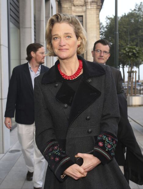 El ex rey Alberto de los belgas podría perder el juicio contra Delphine Boël, quien asegura ser su hija