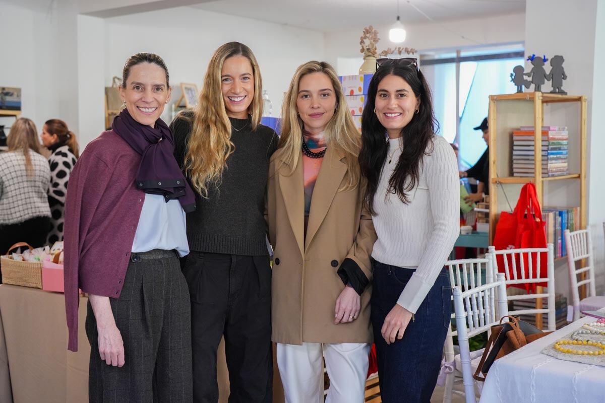 Lisi Escobar, Lupi Fernández del Valle, María José Rodríguez y Susana Murra. (Foto: Leonardo Gómez)