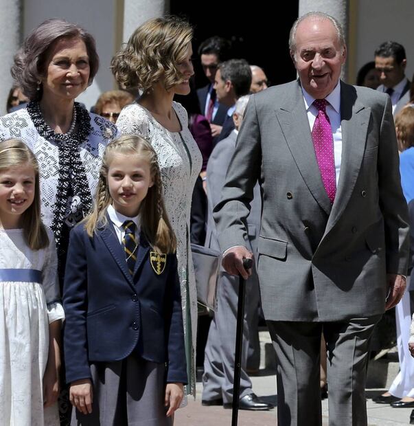 Acusan a Juan Carlos I de España de poner en riesgo el futuro de Leonor de Borbón