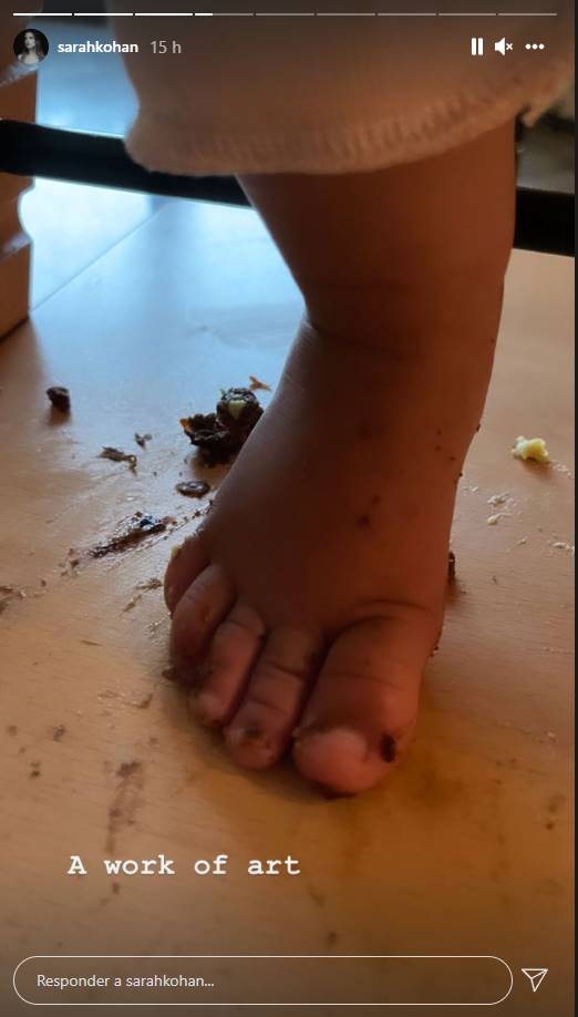 Nala, hija de "Chicharito" Hernández y Sarah Kohan, encanta con los tenis para bebé de Kanye West